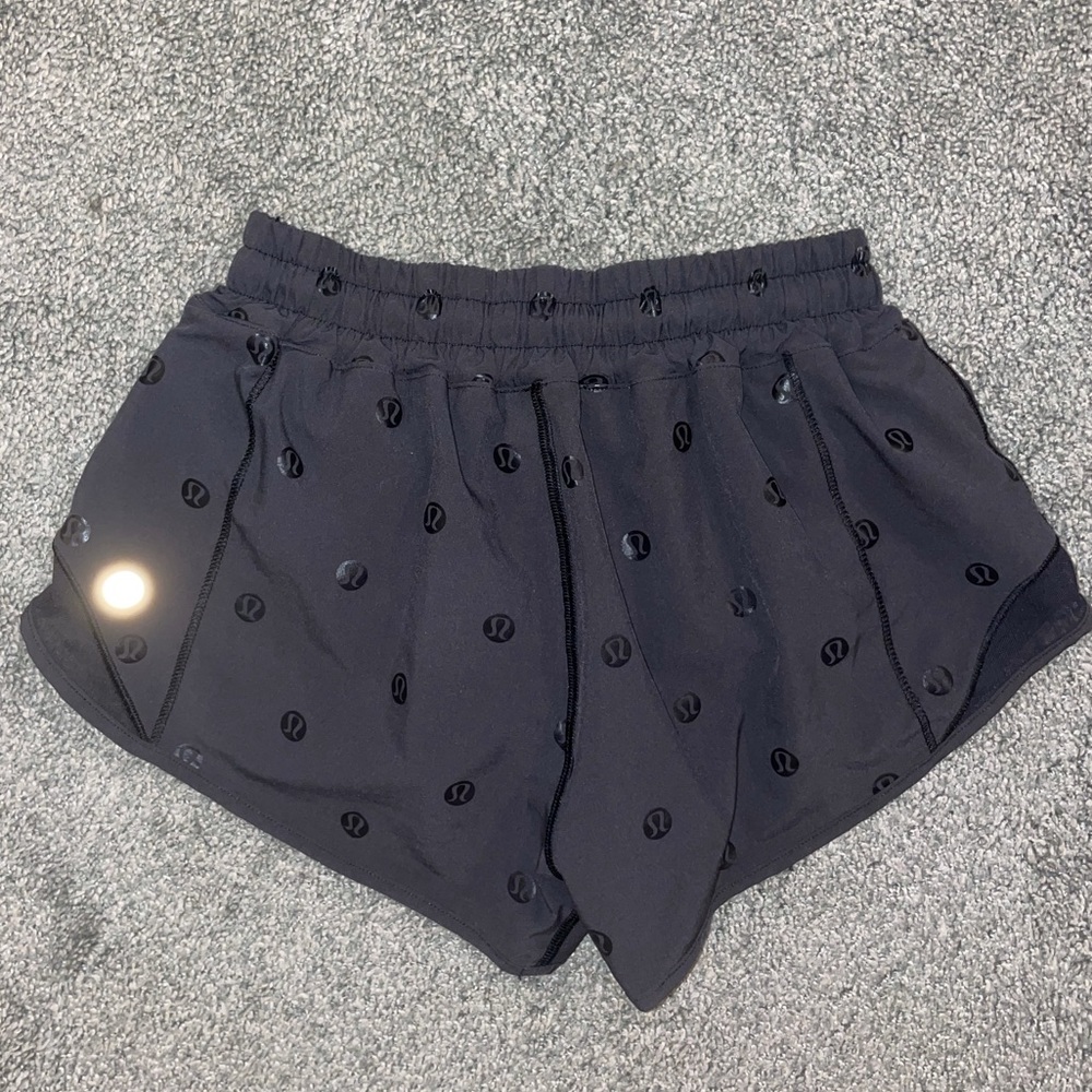 RARE lululemon shorts - Picture 3 of 4